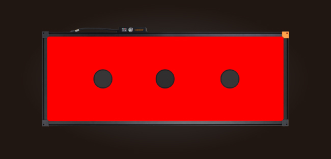 LUMIMAX Modulare Fläche in Rot mit 3 Kameradurchblicken